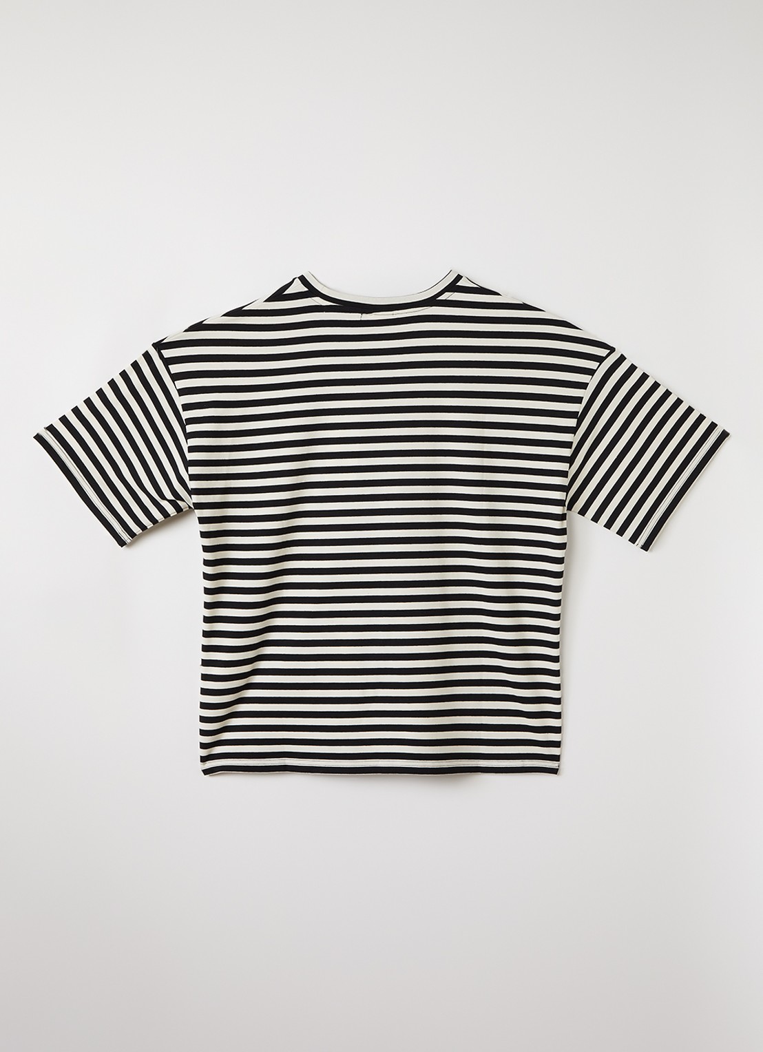 Essentiel Antwerp T-shirt met streepprint en strass  - voorkant 3 zwart