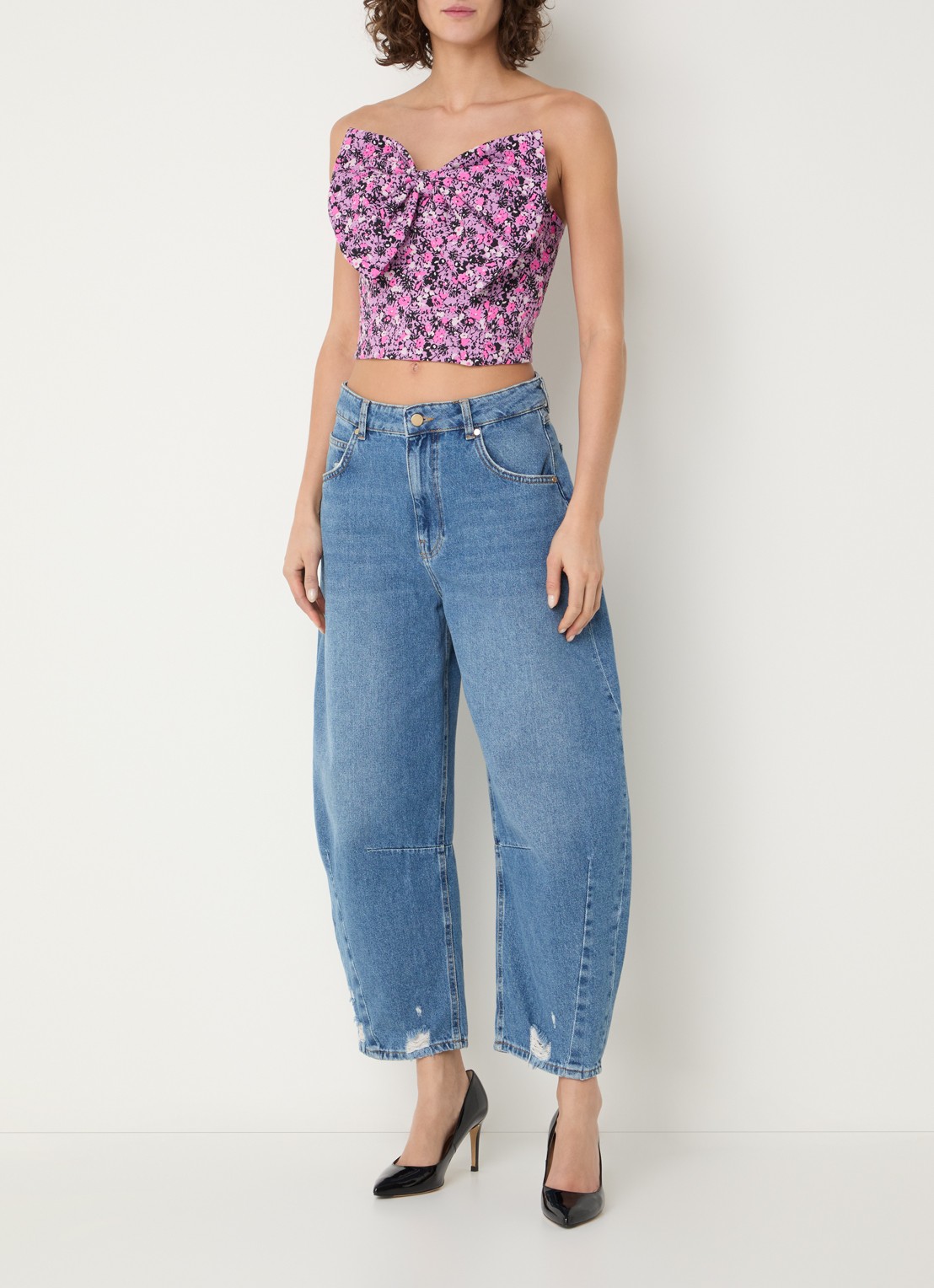 Essentiel Antwerp Top met bloemenprint en strikdetail - voorkant 4 paars