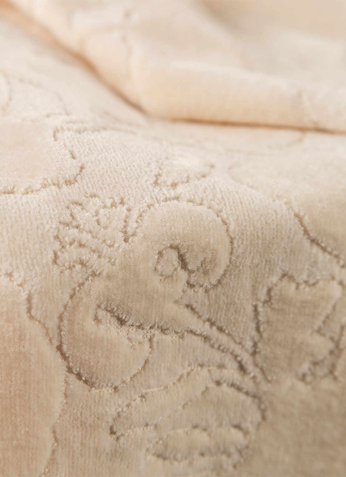 Essenza Rosie badlaken - 600 gr/m2 - 70 x 140 cm - voorkant 2 vanillegeel