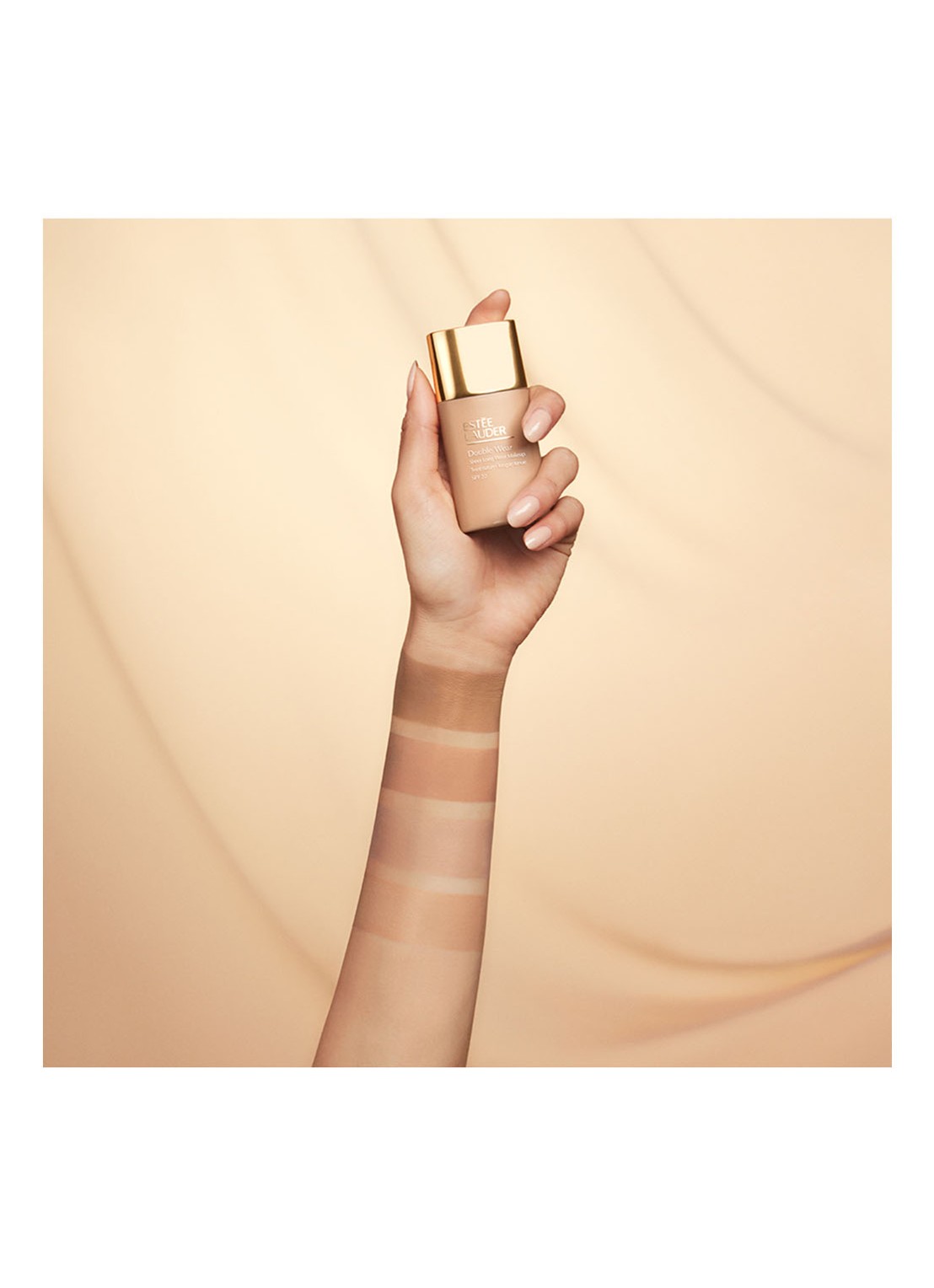 Estée Lauder Double Wear Sheer Long-Wear Makeup SPF 20 - foundation - detail 4 3n2 wheat