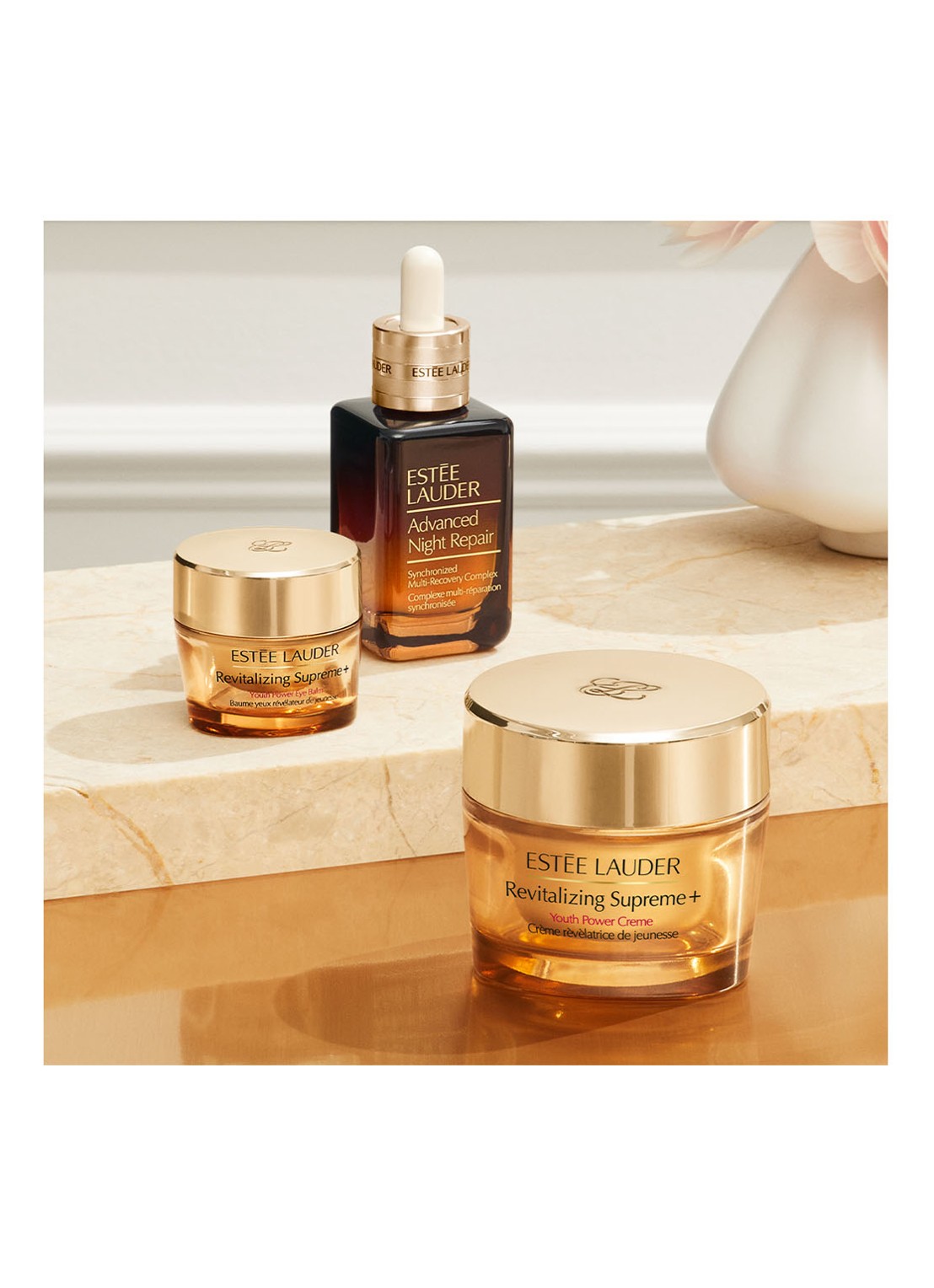 Estée Lauder Revitalizing Supreme+ Youth Power Eye Balm - oogcrème - detail 2 undefined