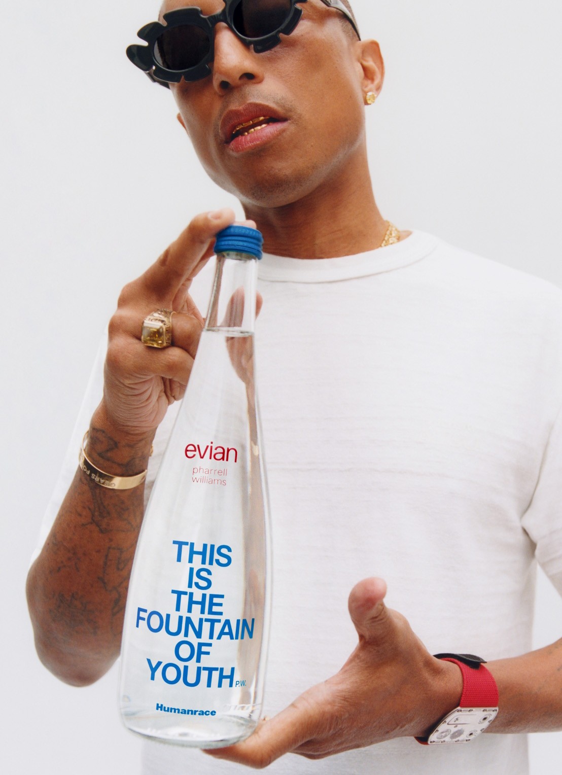 evian Evian x Pharell Wiliams mineraalwater 750 ml - voorkant undefined