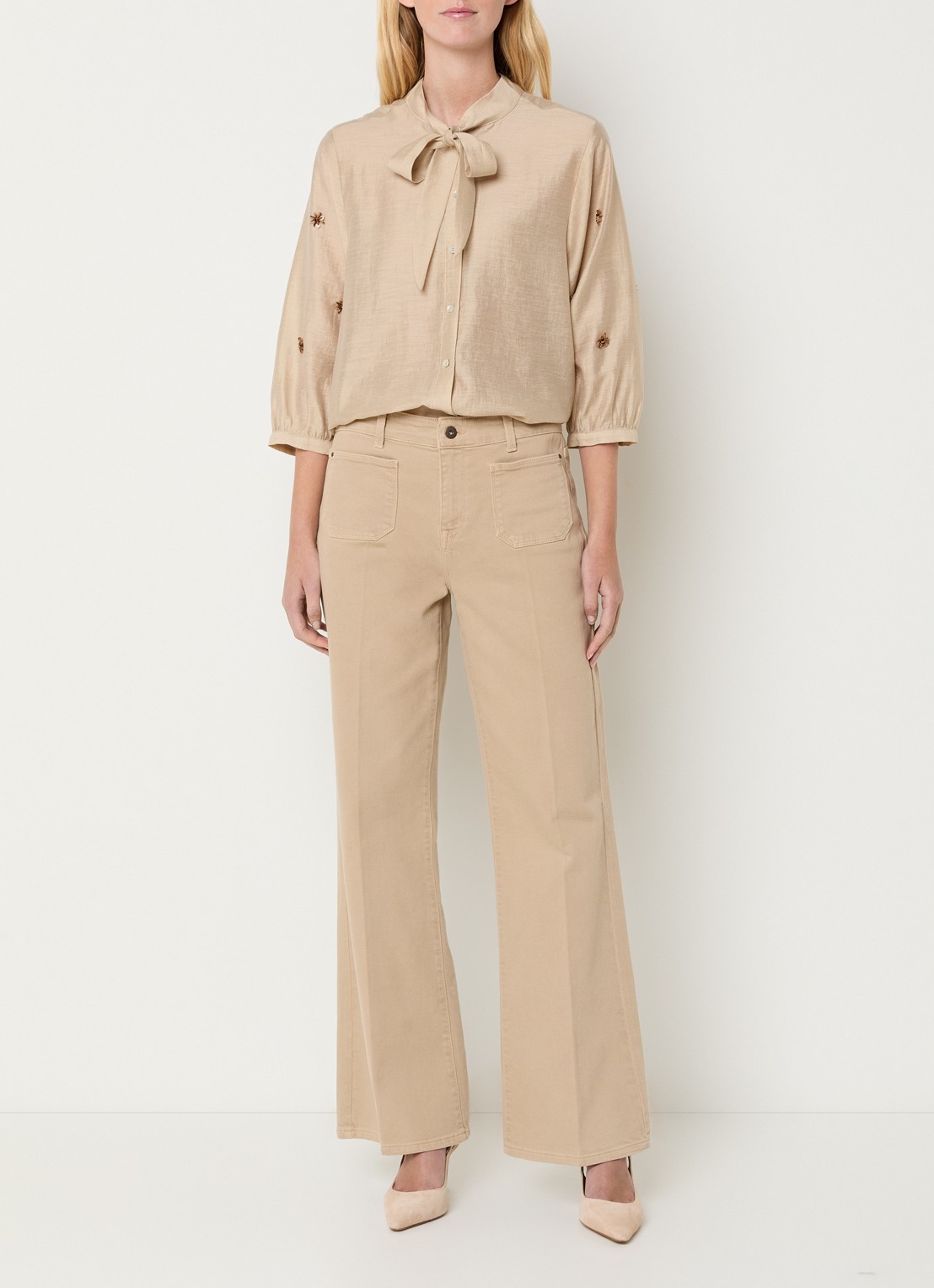 Expresso Blouse in linnenblend met sjaalkraag met applicatie - voorkant 2 beige