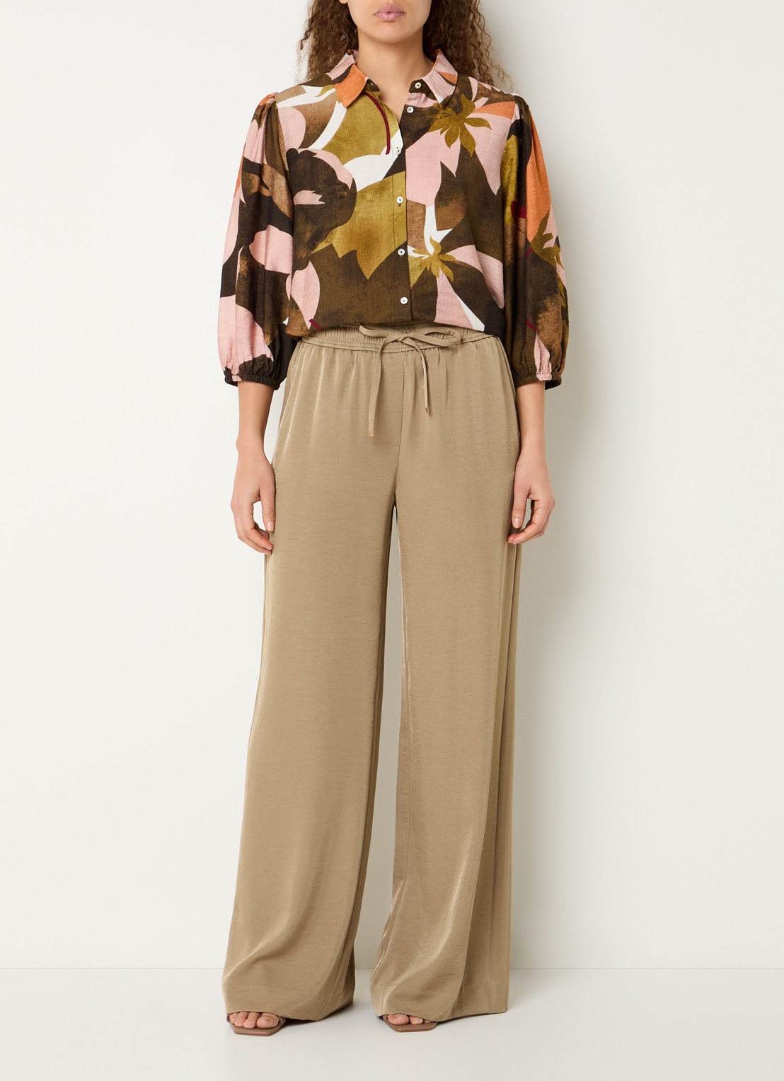 Expresso Blouse met grafisch bloemdessin - voorkant 4 roestbruin