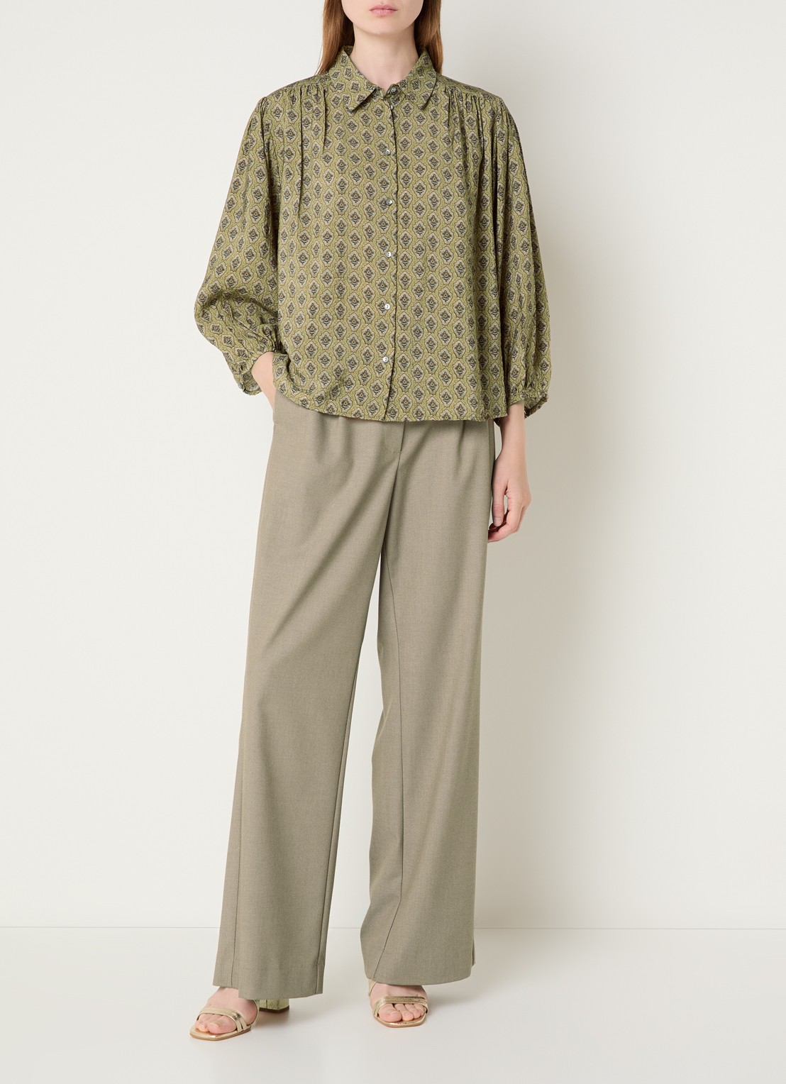 Expresso Blouse met grafisch dessin en ballonmouw - voorkant 4 olijfgroen
