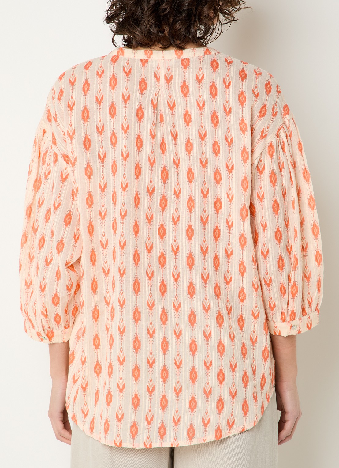 Expresso Blouse met print en lurex - achterkant 3 koraal
