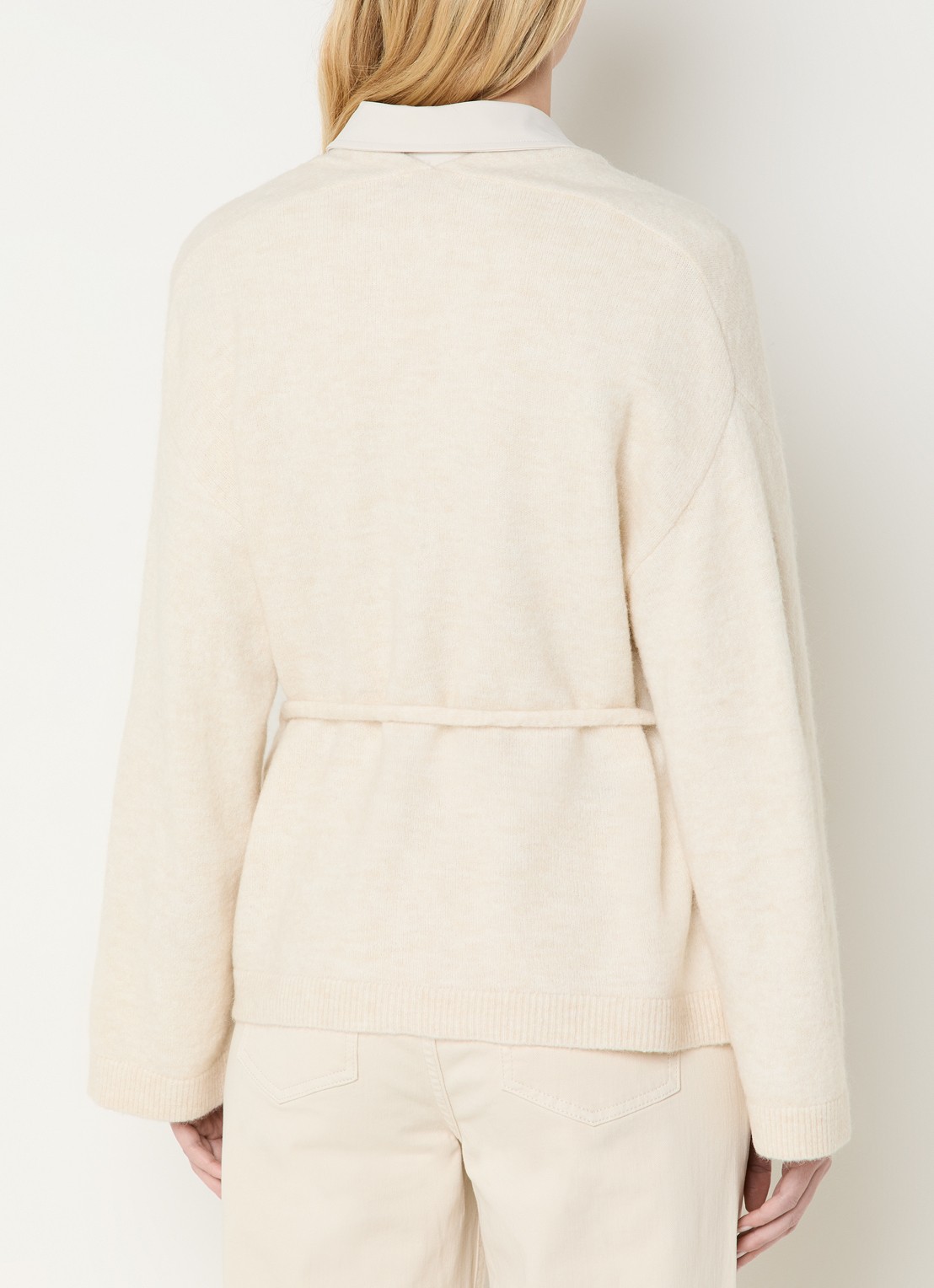 Expresso Fijngebreid vest in alpaca wolblend met strikceintuur - achterkant 4 beige