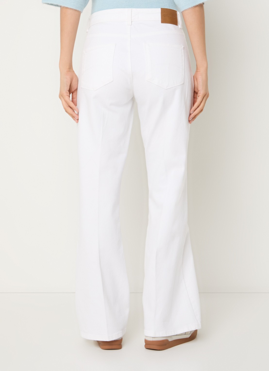Expresso High waist flared fit chino met steekzakken - achterkant 4 gebroken wit