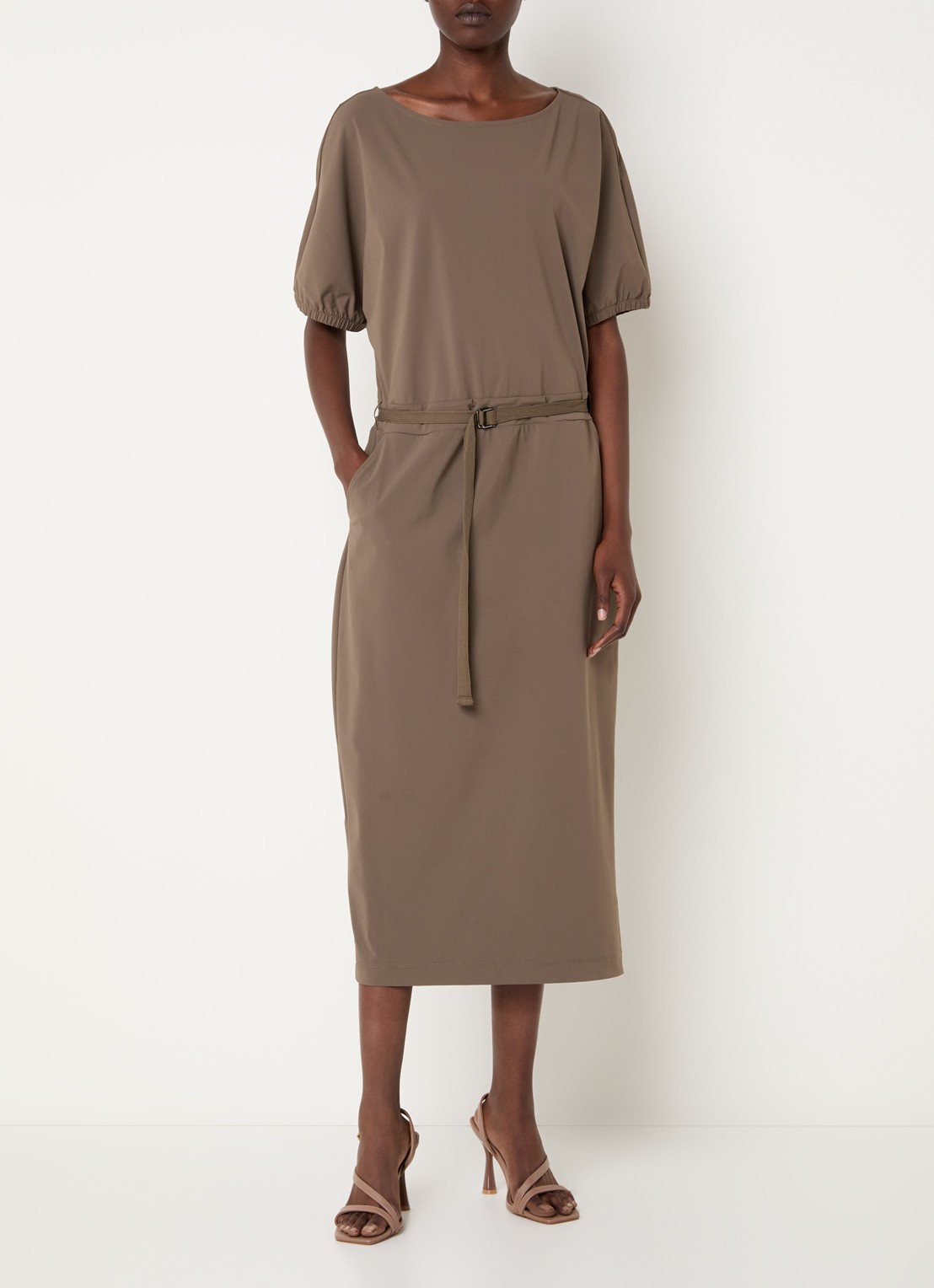 Expresso Midi jurk met ceintuur en steekzakken - detail zand