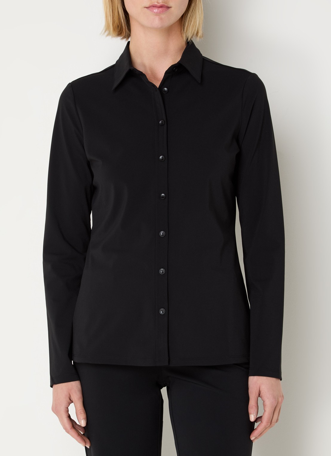 Expresso Noos blouse van travelstof - detail 4 zwart
