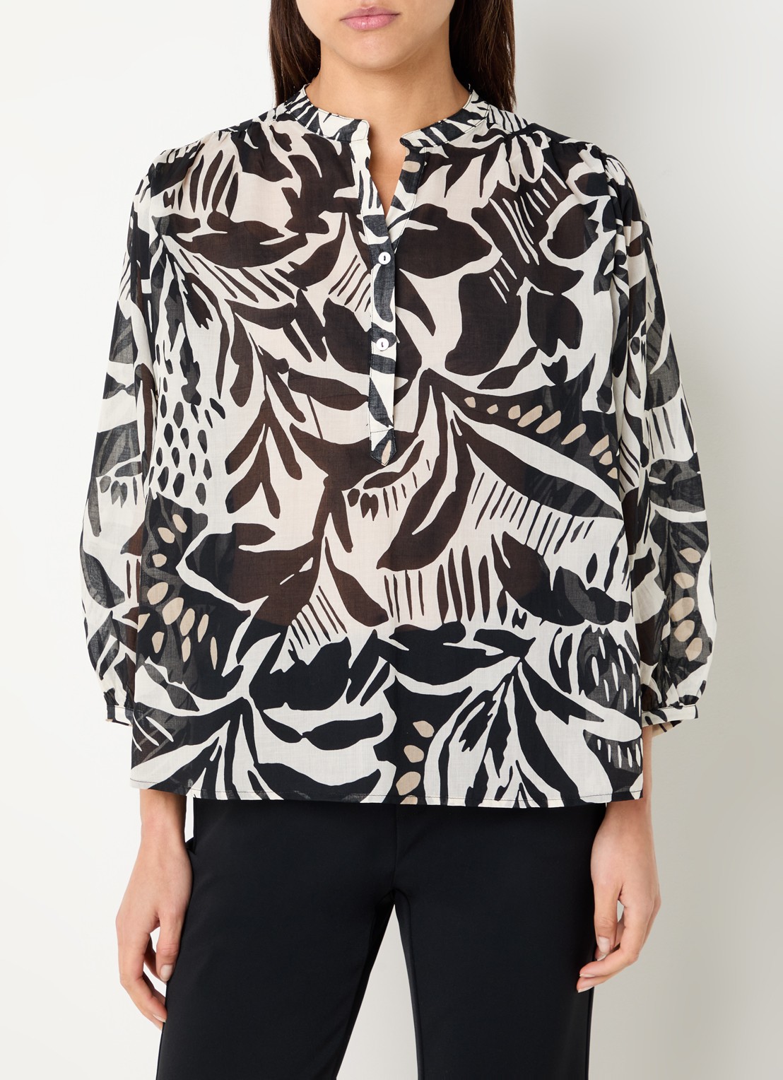 Expresso Semi-transparante blouse met print - detail 4 zwart