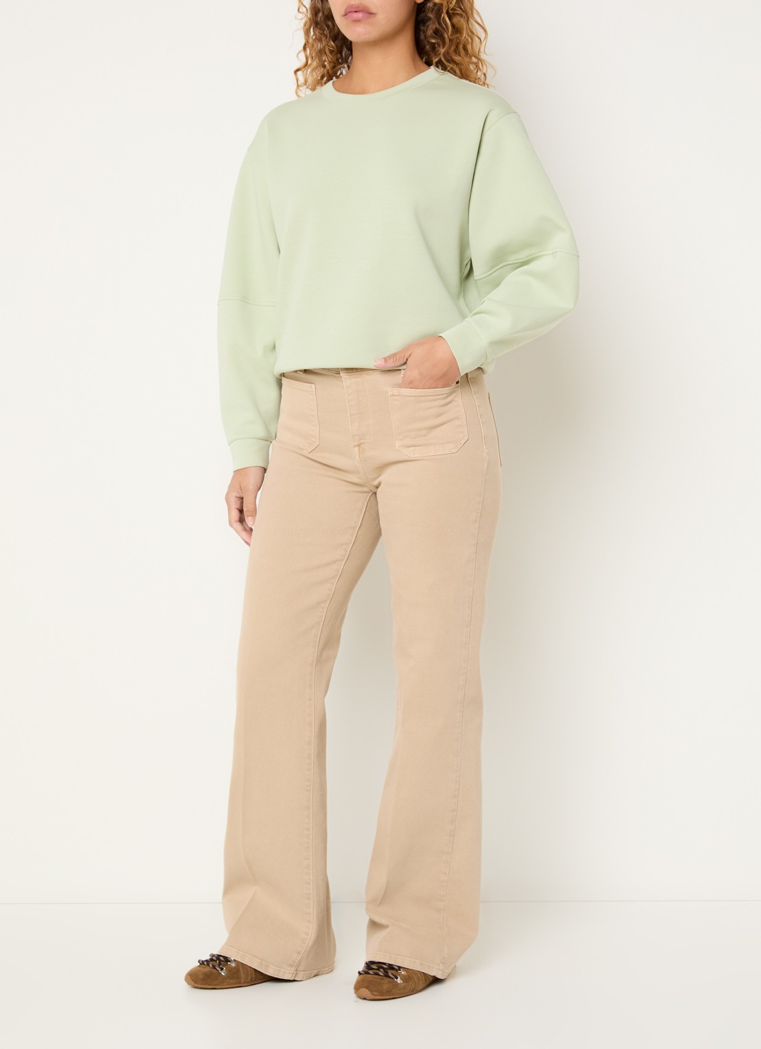 Expresso Sweater met ronde hals - voorkant 2 lindegroen