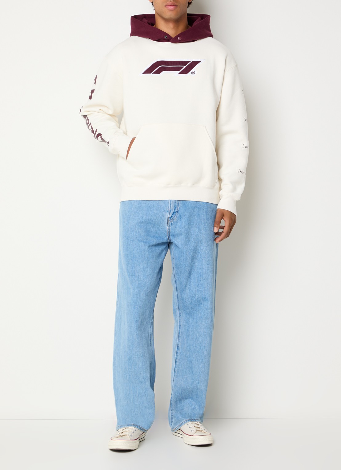 F1 All Hands hoodie met logo- en backprint - voorkant 2 creme