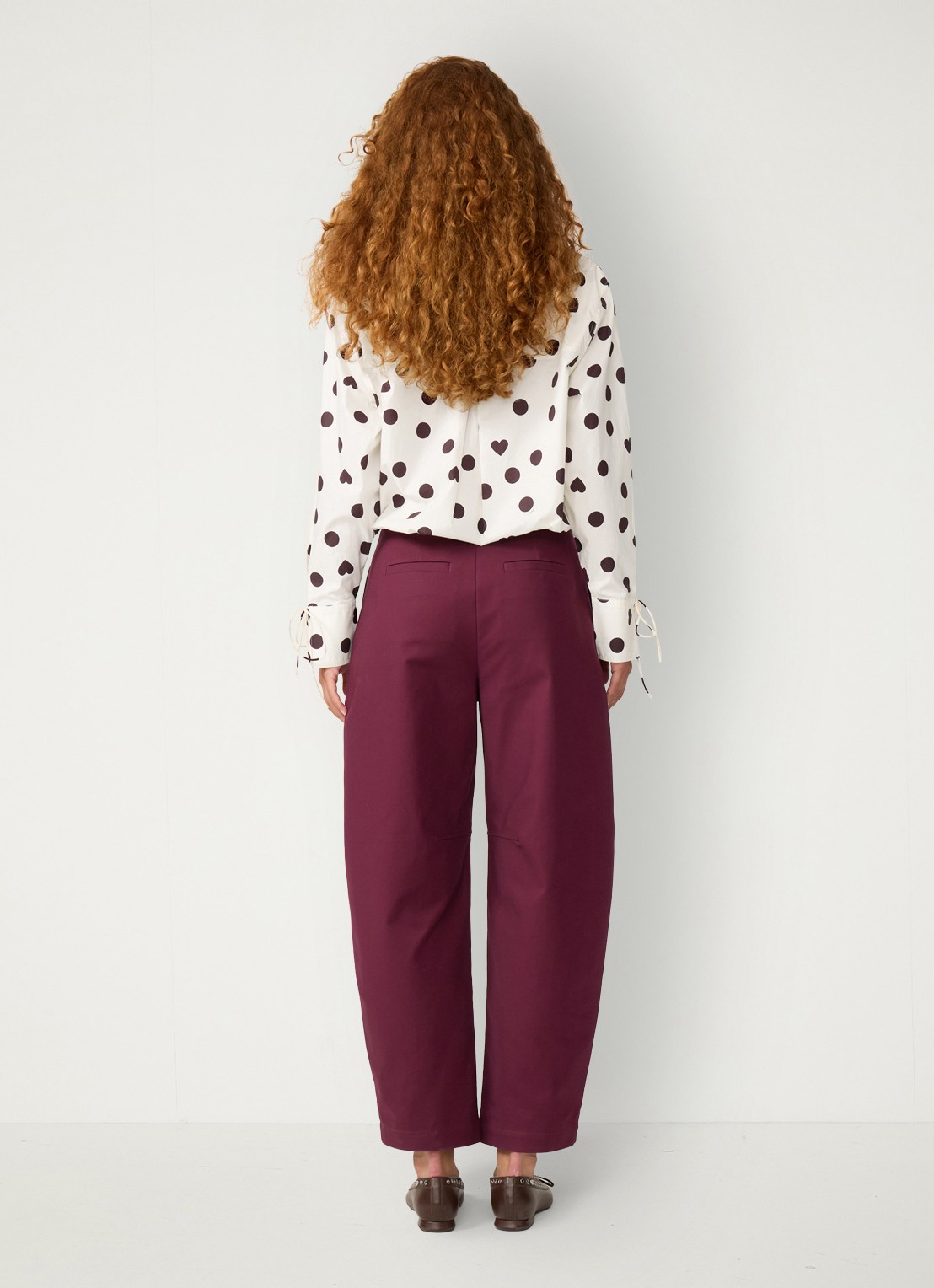Fabienne Chapot Ada blouse met stippenprint - achterkant 3 gebroken wit