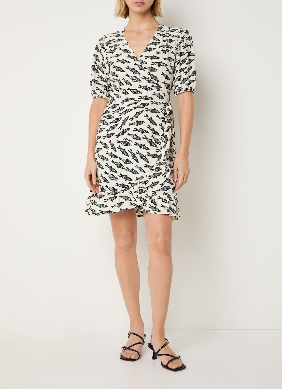 Fabienne Chapot Ariel mini wikkeljurk met print - voorkant 3 gebroken wit