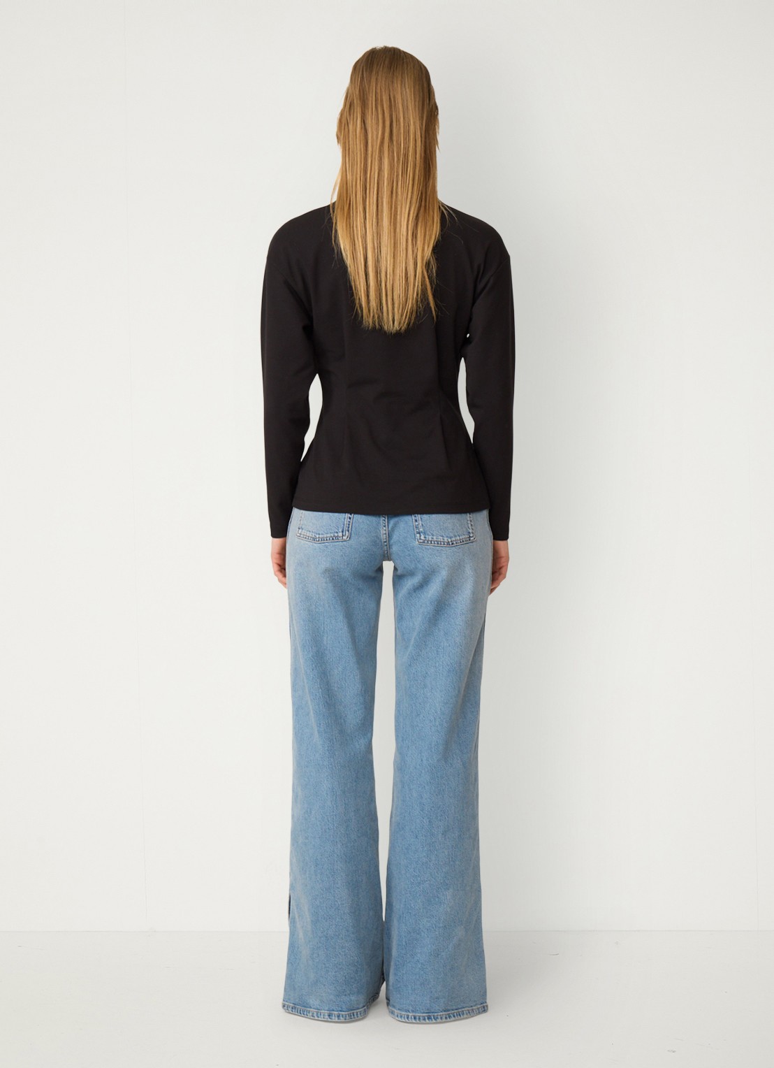 Fabienne Chapot Asta longsleeve met plooidetail - achterkant zwart