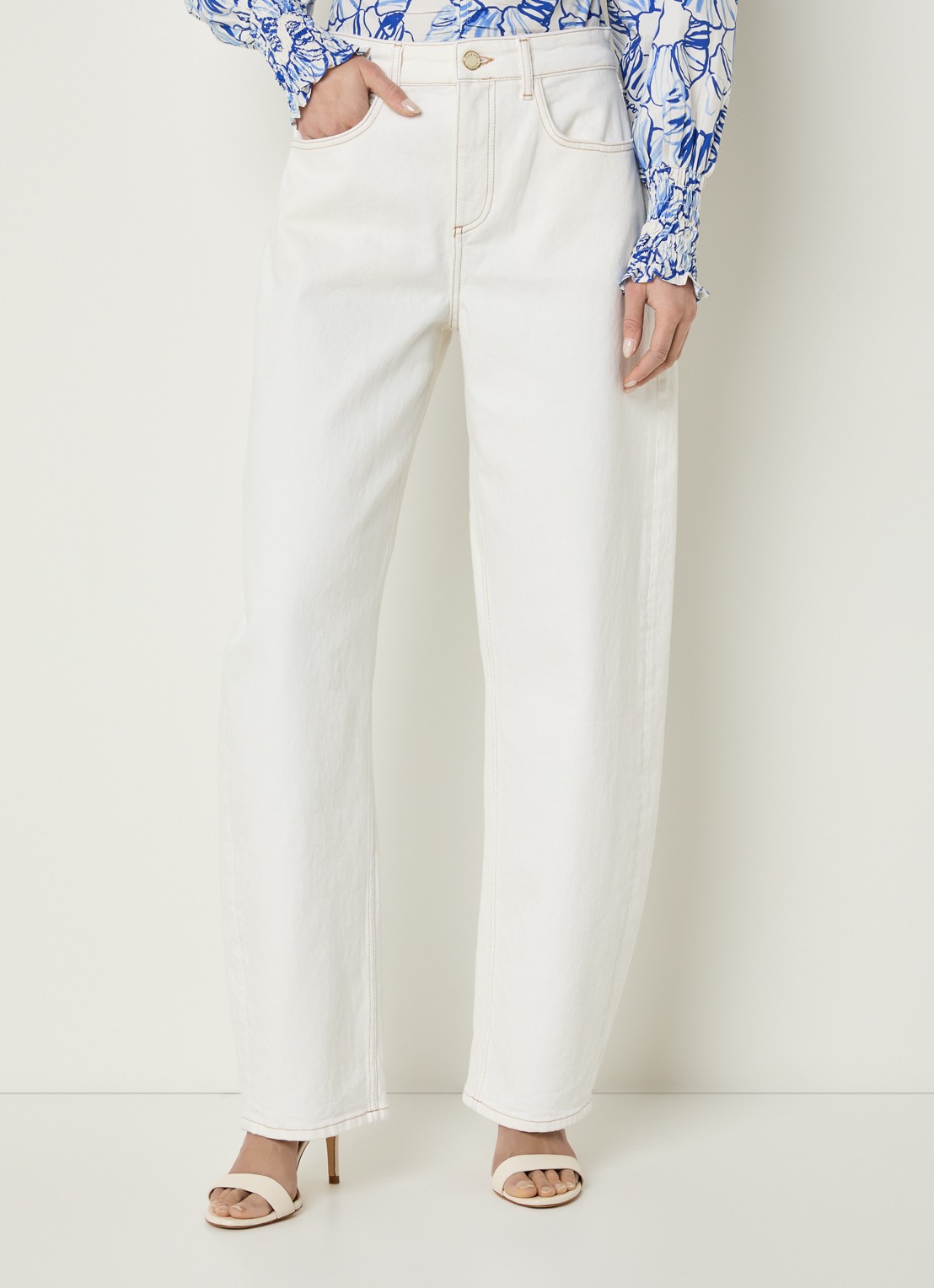 Fabienne Chapot Betty high waist tapered fit jeans met gekleurde wassing - detail 2 gebroken wit