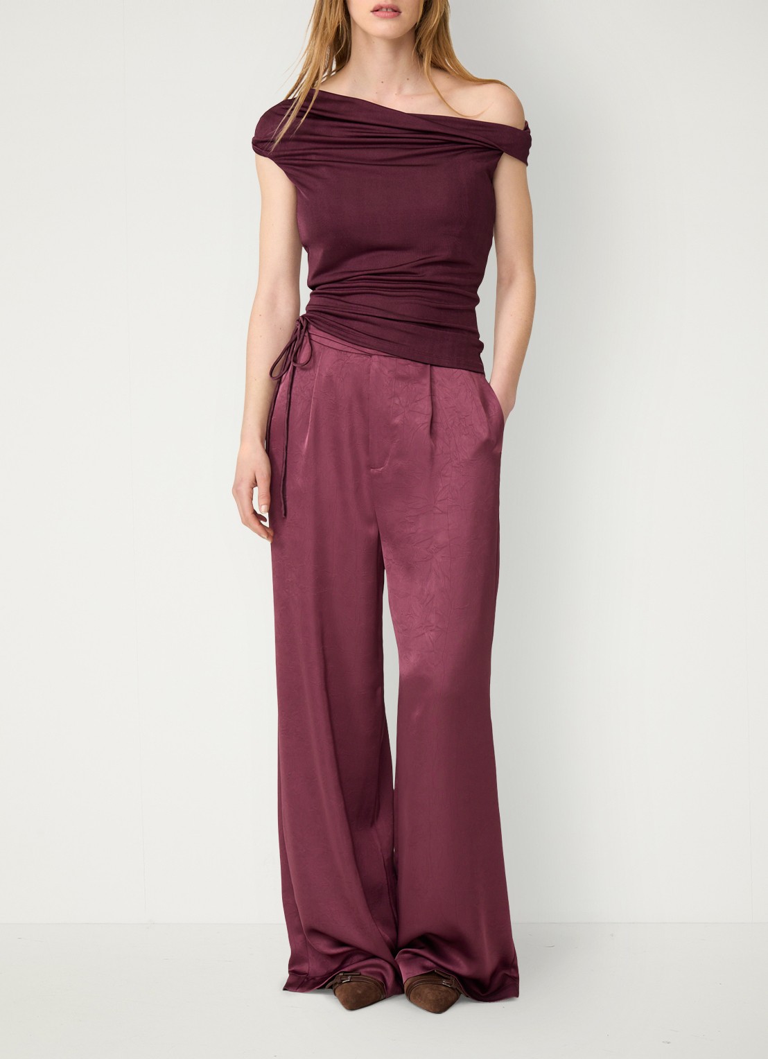 Fabienne Chapot Blyss off-shoulder top - voorkant 4 bordeauxrood