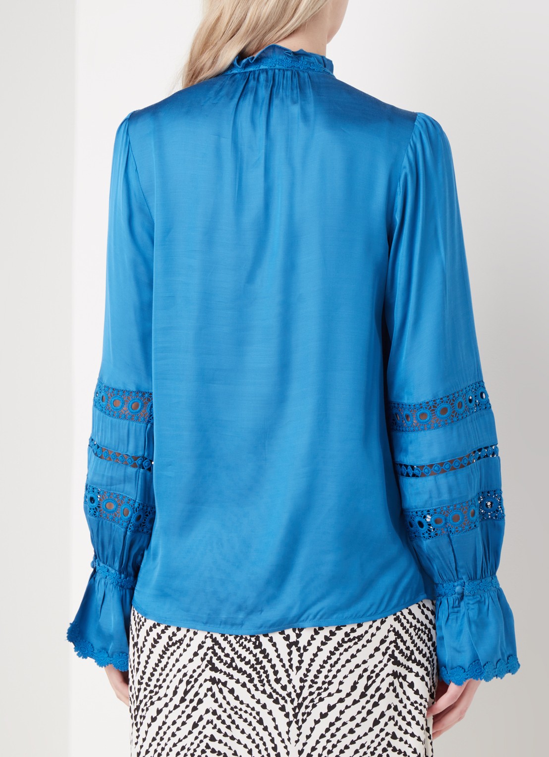 Fabienne Chapot Boho blouse met ruches en broderie - achterkant 4 petrolgroen