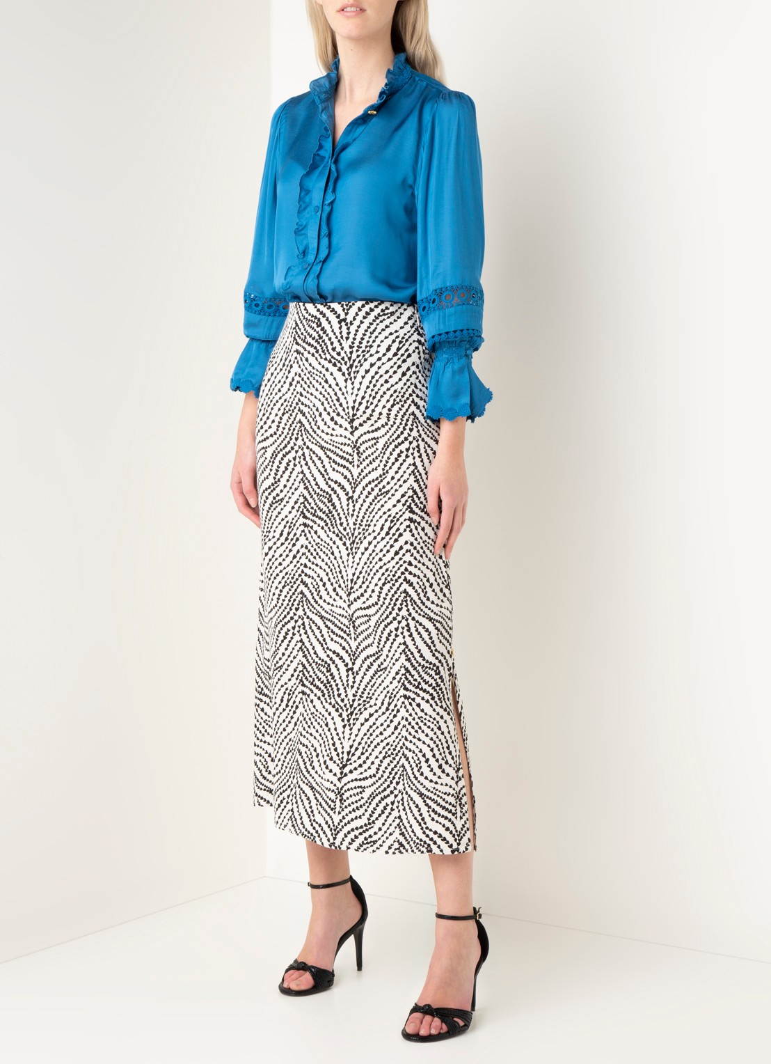 Fabienne Chapot Boho blouse met ruches en broderie - voorkant 3 petrolgroen