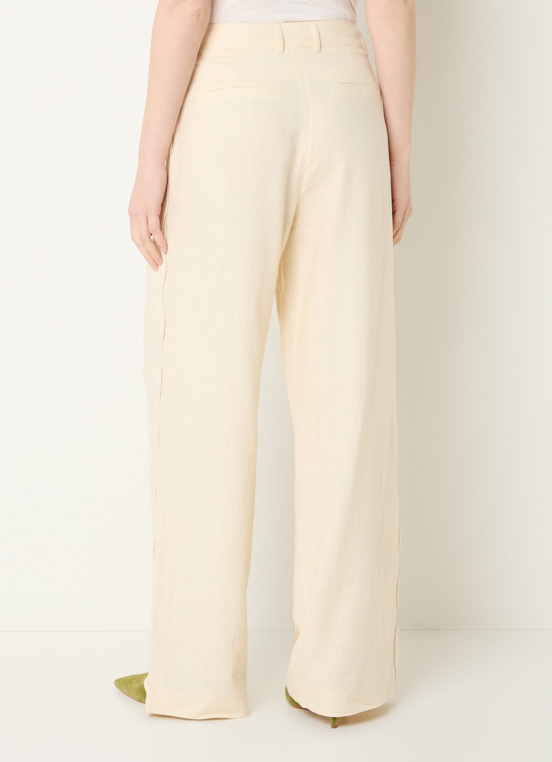 Fabienne Chapot Carlie high waist loose fit pantalon in linnenblend - achterkant creme