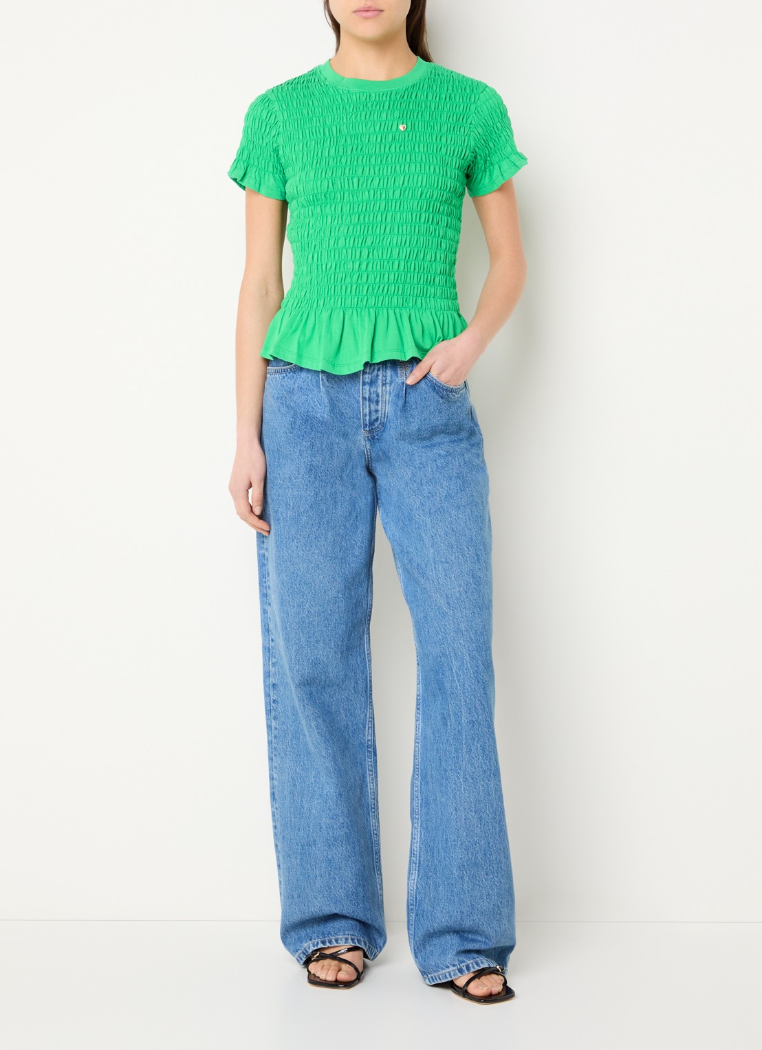 Fabienne Chapot Carmen T-shirt met smockwerk - voorkant 3 groen