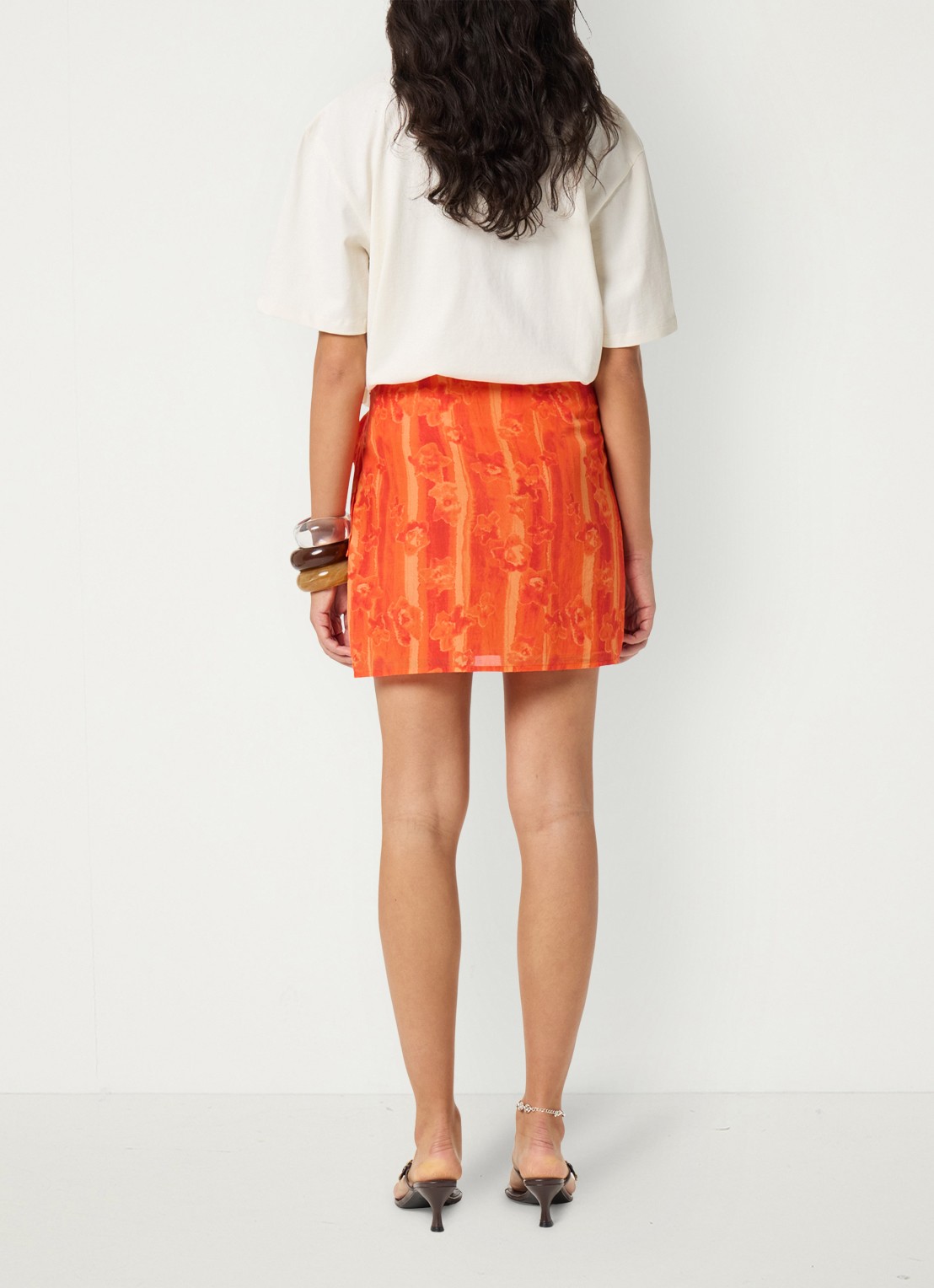 Fabienne Chapot Costa minirok met print - achterkant 3 oranje