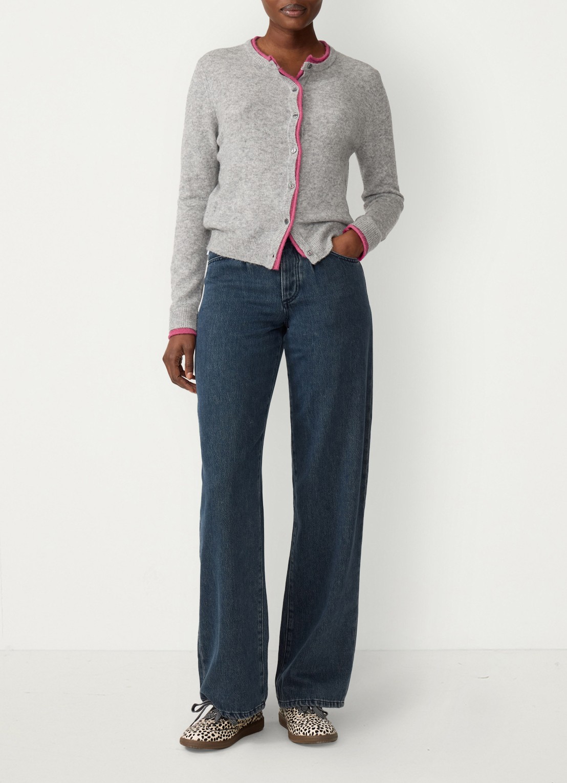 Fabienne Chapot Elora fijngebreid vest in alpaca wolblend - voorkant 2 grijs