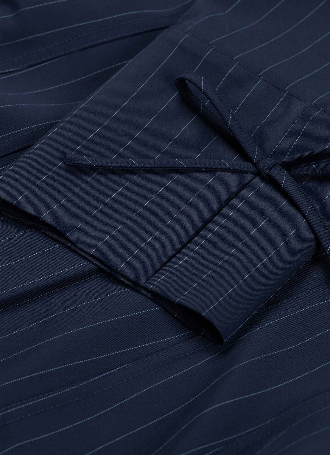 Fabienne Chapot Elvira blouse met krijtstreep - detail 2 donkerblauw