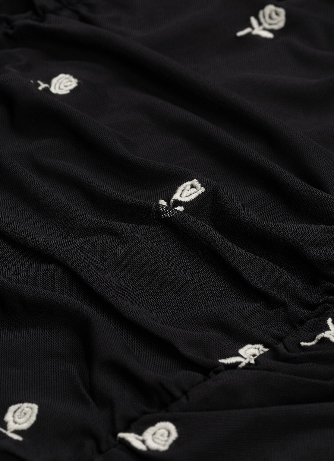 Fabienne Chapot Kamea top van mesh met borduring - detail 2 zwart