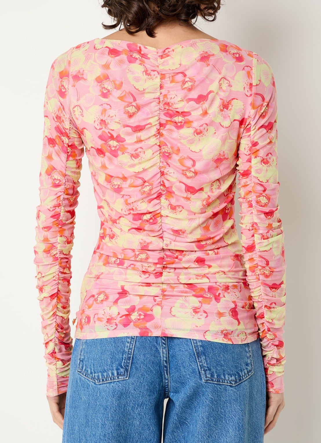Fabienne Chapot Kane top van mesh met bloemenprint - achterkant lichtroze