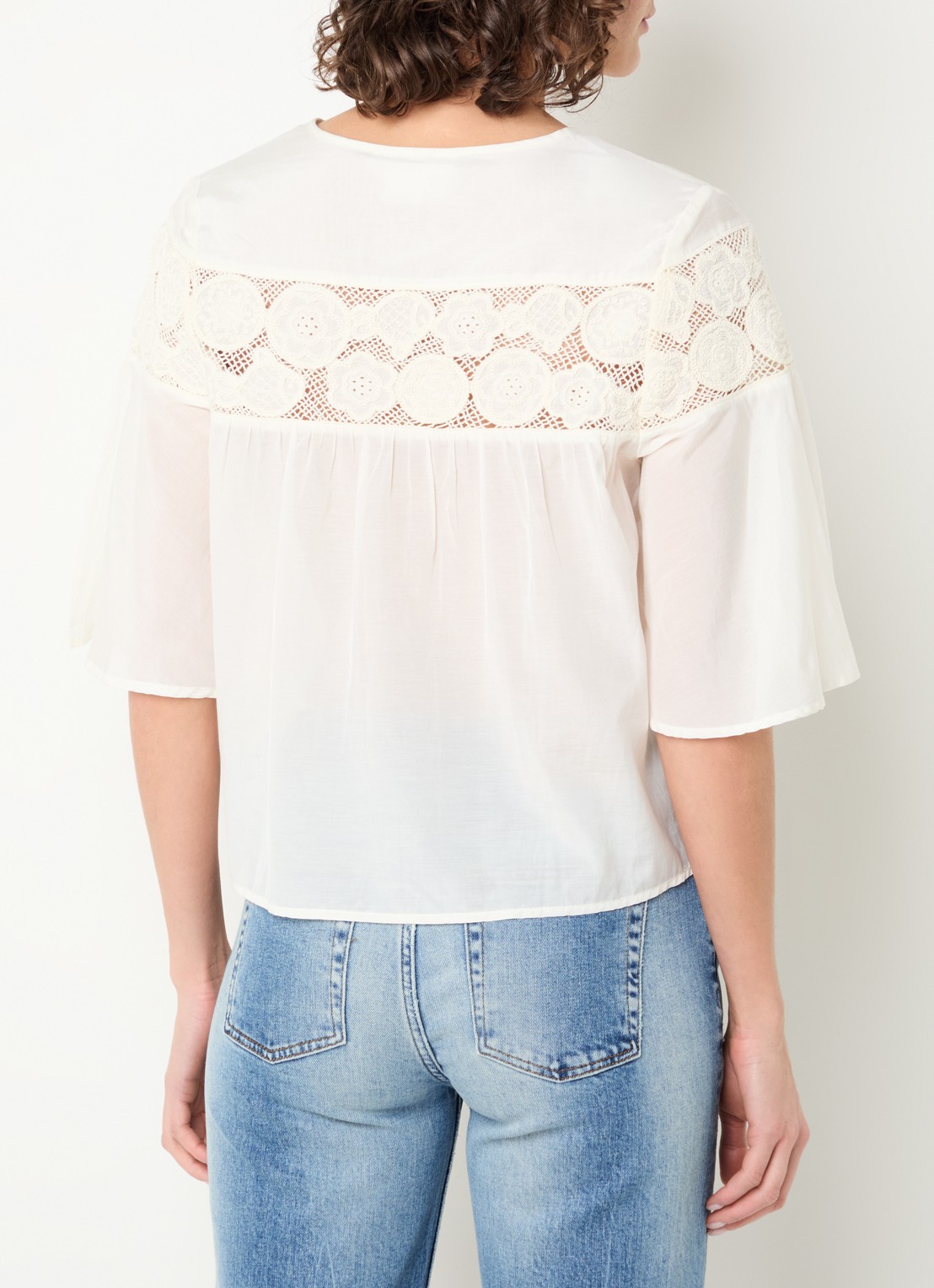 Fabienne Chapot kristel blouse met borduring - achterkant 2 gebroken wit