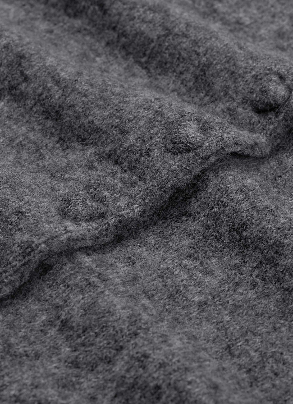 Fabienne Chapot Lidia fijngebreid vest in wolblend - detail 2 grijsmele