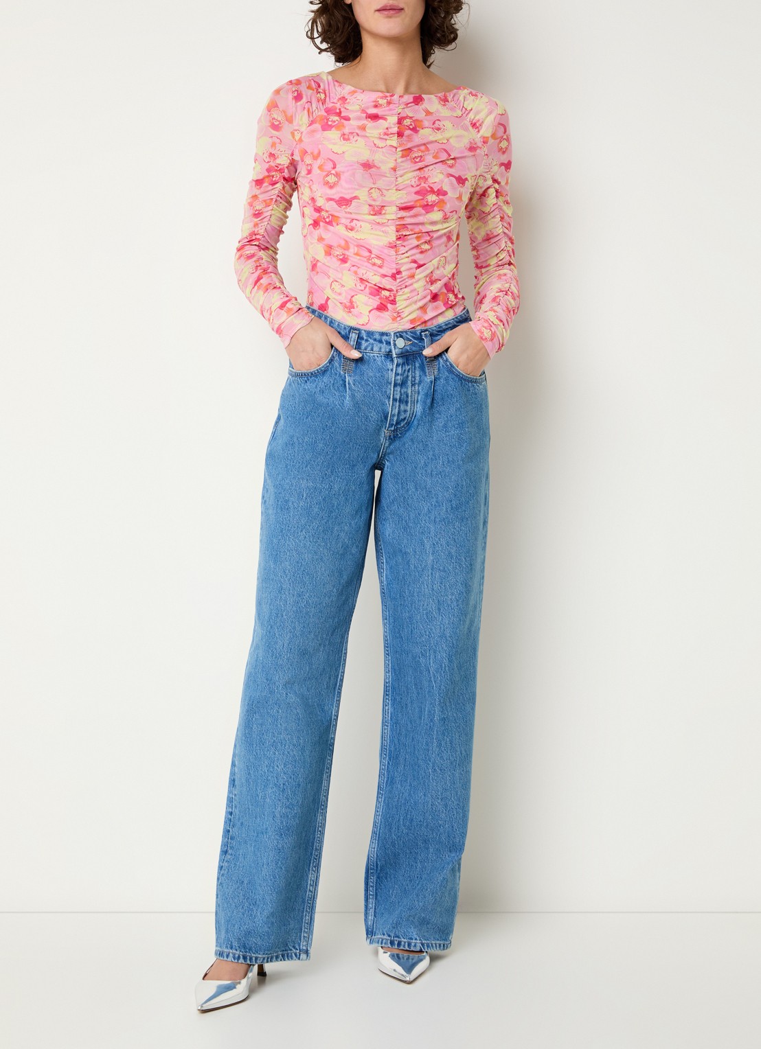 Fabienne Chapot Lulu high waist loose fit jeans met medium wassing - voorkant 2 indigo