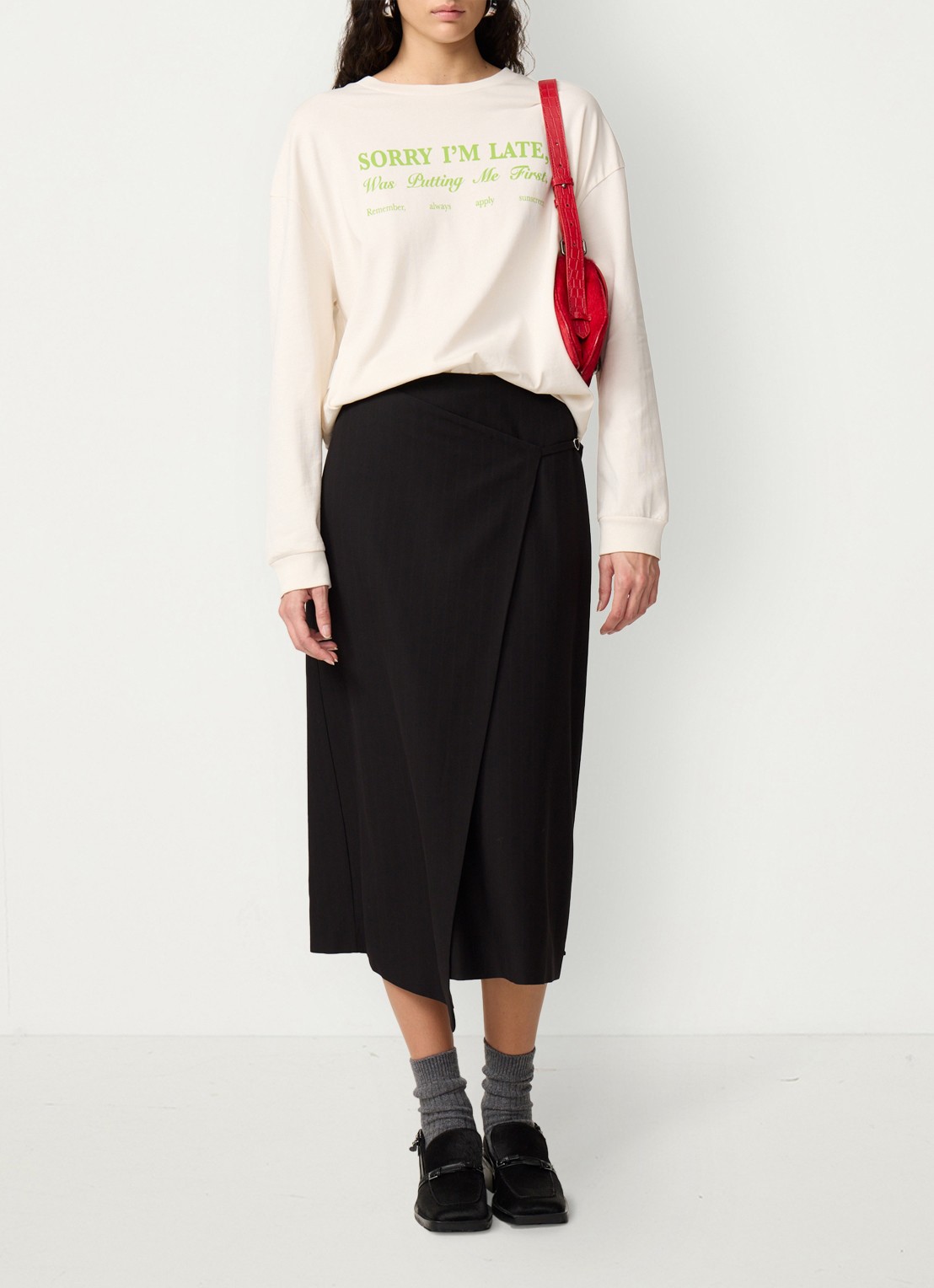 Fabienne Chapot Madeleine Slogan longesleeve met print - voorkant 4 gebroken wit