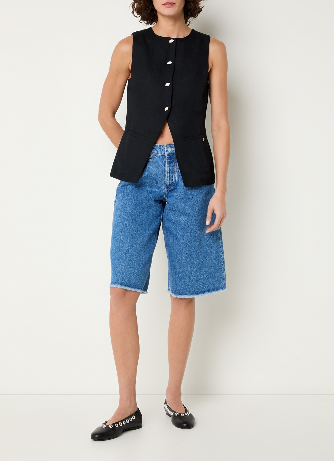 Fabienne Chapot Mercy gilet in linnenblend met paspelzakken - voorkant 4 zwart