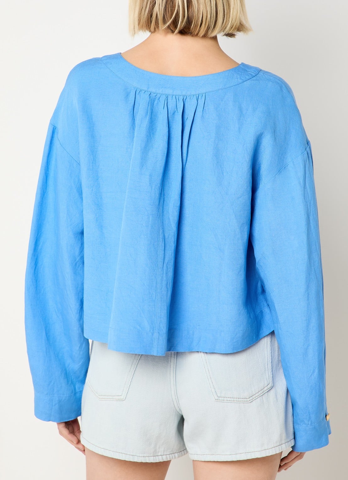 Fabienne Chapot Nana tuniek in linnenblend met V-hals - achterkant blauw
