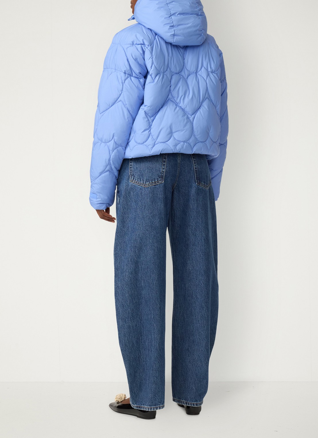 Fabienne Chapot Prisca puffer met capuchon en steekzakken  - achterkant 3 blauw