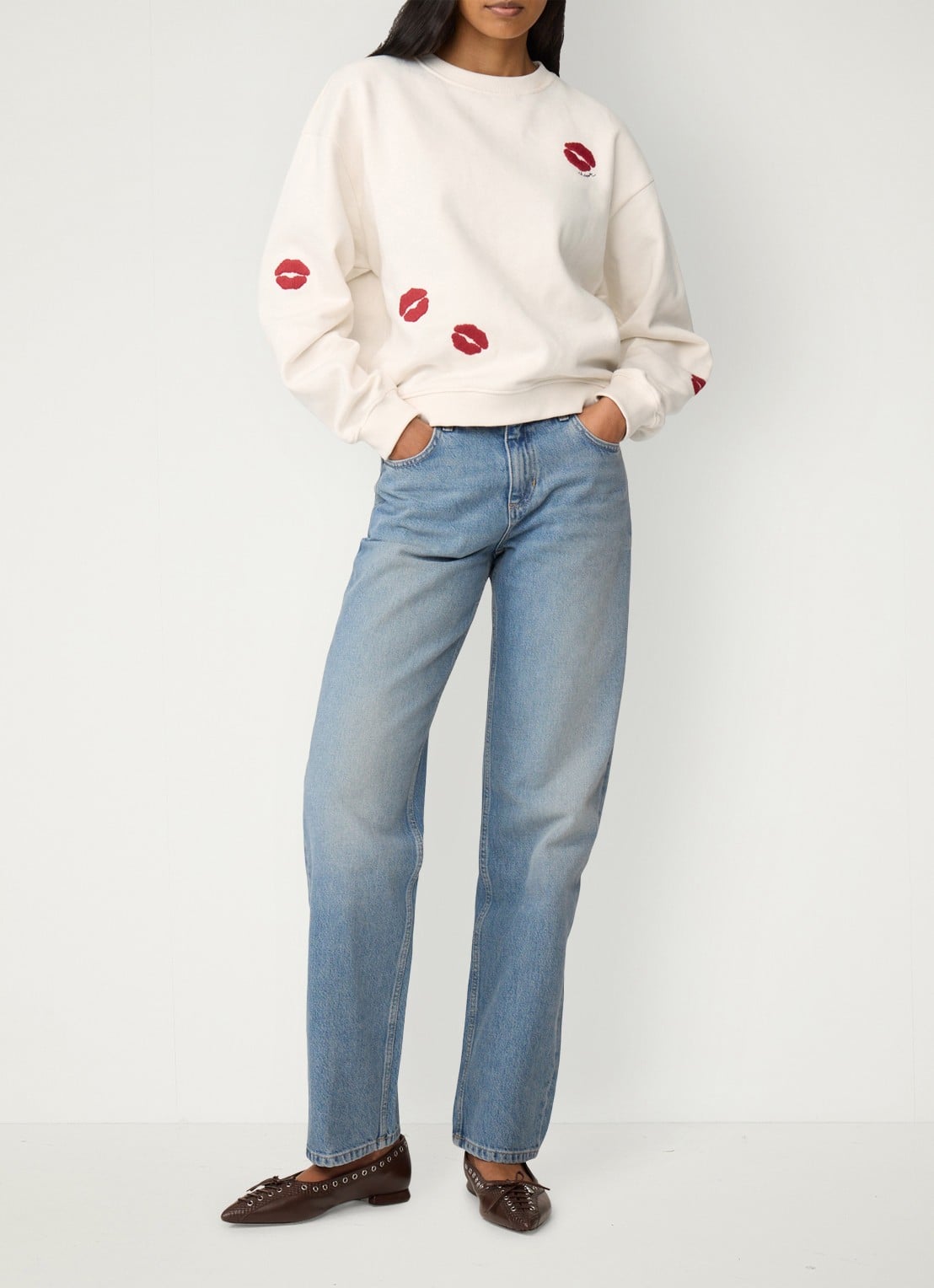 Fabienne Chapot Terry Kiss sweater met borduring - voorkant 4 gebroken wit