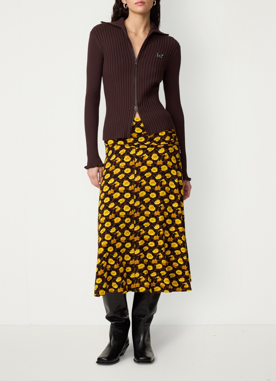 Fabienne Chapot Tess ribgebreid vest - voorkant 5 donkerbruin