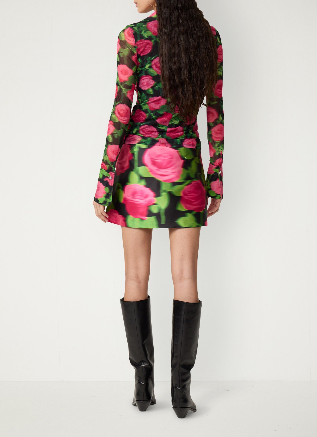 Fabienne Chapot Yanna blouse van mesh met bloemenprint - achterkant 3 fuchsia