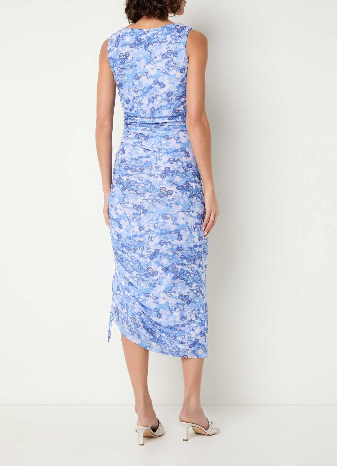 Fabienne Chapot Zina midi jurk van mesh met plooidetail - achterkant 3 blauw
