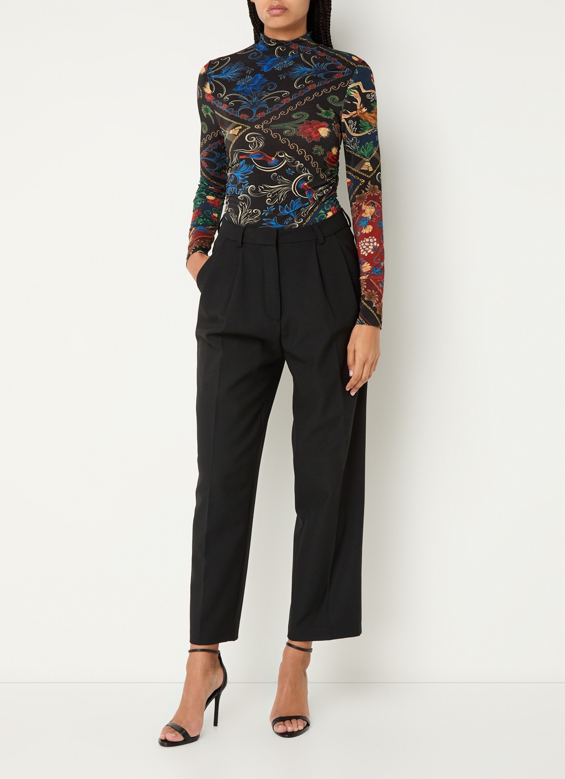 Farm Rio Arabesque top met print - voorkant 4 zwart