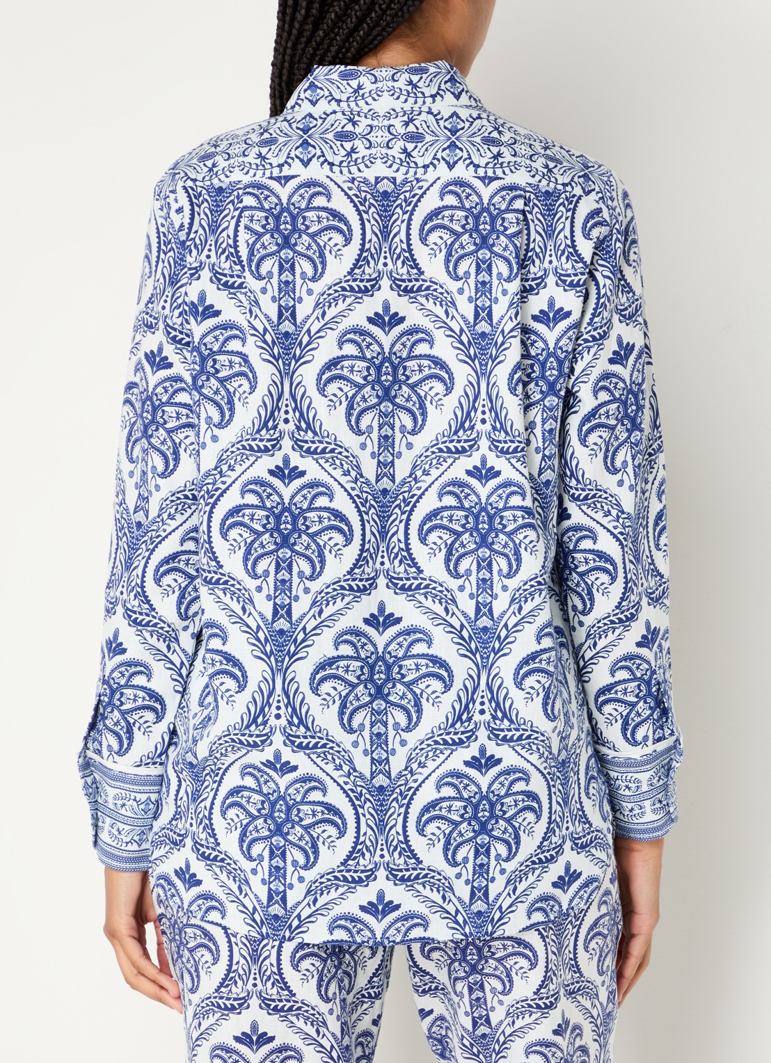 Farm Rio Blue Tropical blouse in linnenblend met paisley dessin - achterkant kobaltblauw