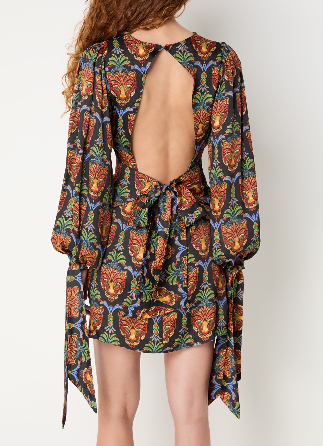 Farm Rio Boho mini tuniekjurk met print en strikceintuur - achterkant zwart
