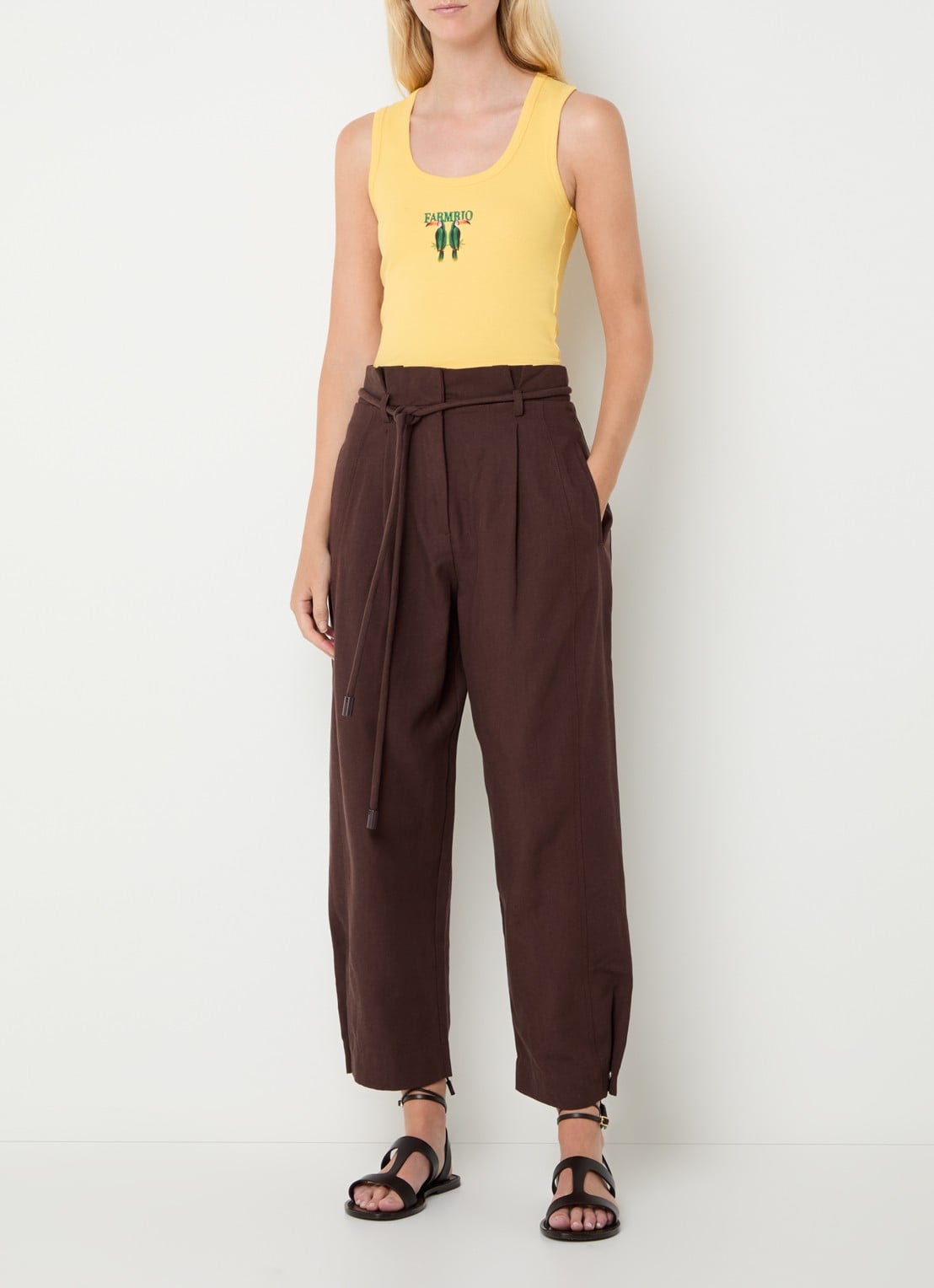 Farm Rio Clochard high waist loose fit cropped pantalon  - voorkant 4 hazelnootbruin