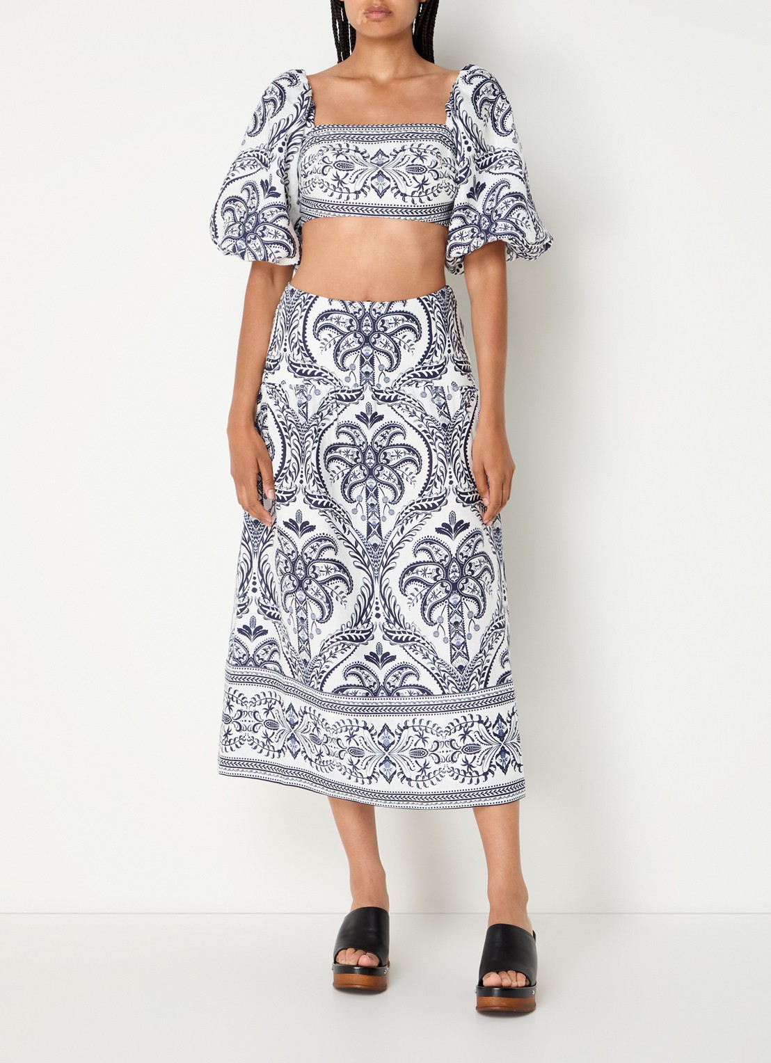 Farm Rio Crop top van linnen met pofmouw en paisley dessin - voorkant 2 donkerblauw