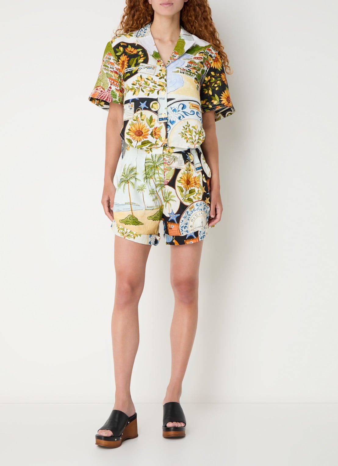 Farm Rio Croppped blouse van linnen met print - voorkant 4 beige