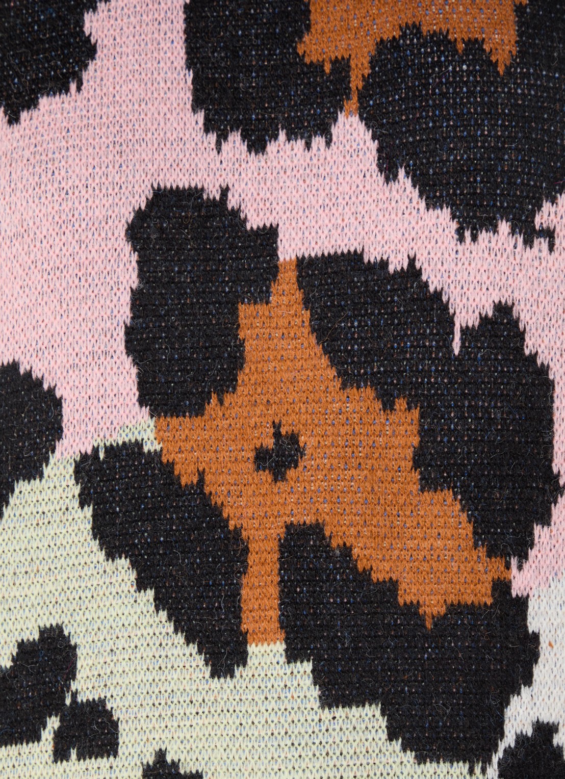 Farm Rio Fijngebreide trui in wolblend met panterprint - detail 3 gebroken wit