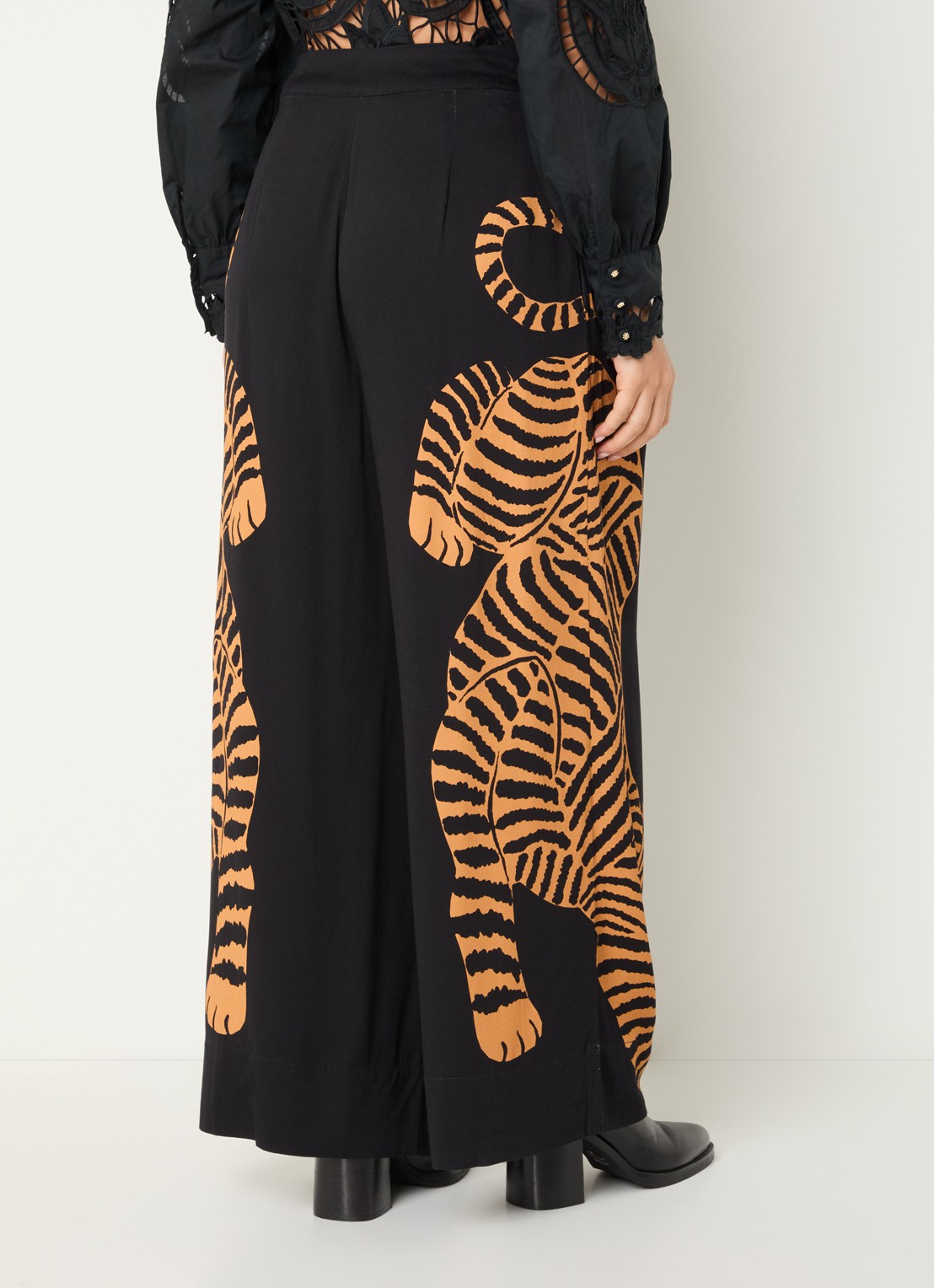 Farm Rio High waist wide fit pantalon met print - achterkant 2 zwart